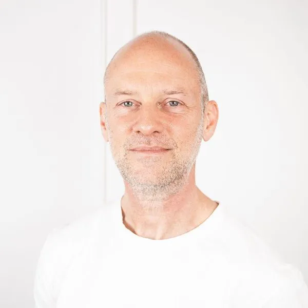 The Invisible DAM: Making Asset Management Disappear