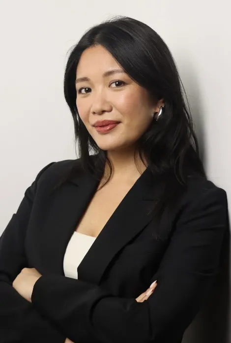 Roseanne Lau