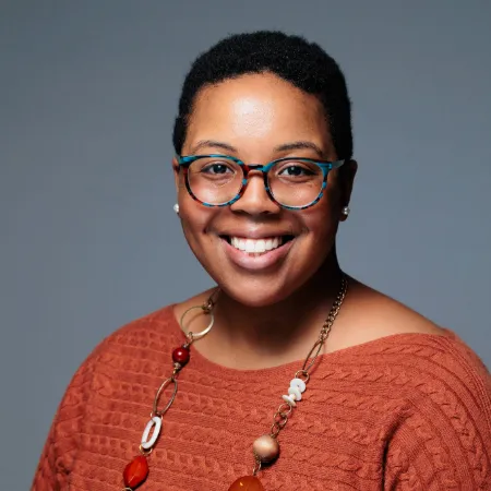 Dezirae Androga