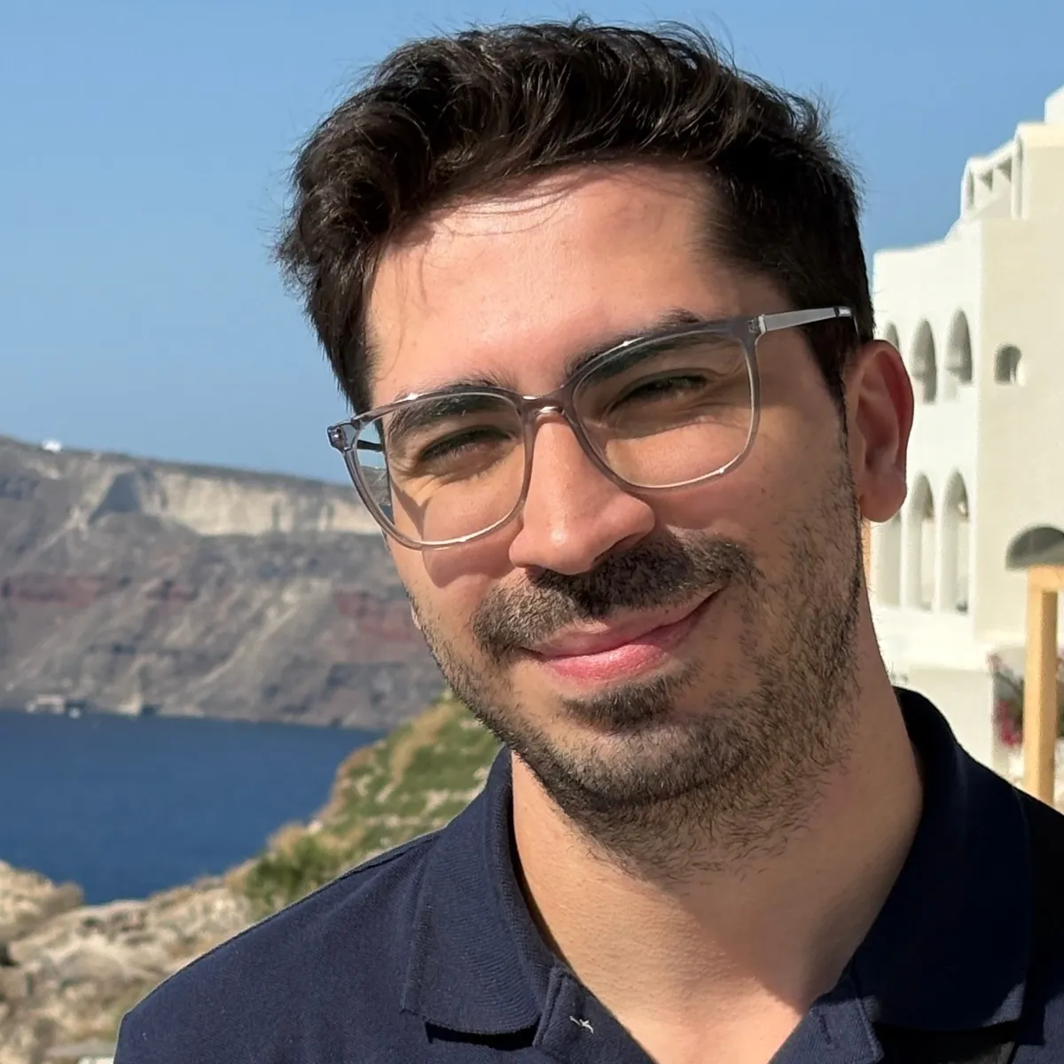 Isaac Cordero Headshot