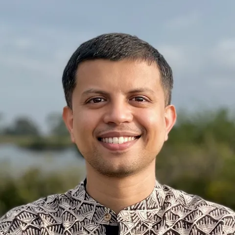 Eliminating Delays, Unlocking ROI, and Scaling with AI: The State of Creative Ops in 2025